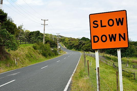 „Slow Art“ - Langsame Kunst in schnellen Zeiten